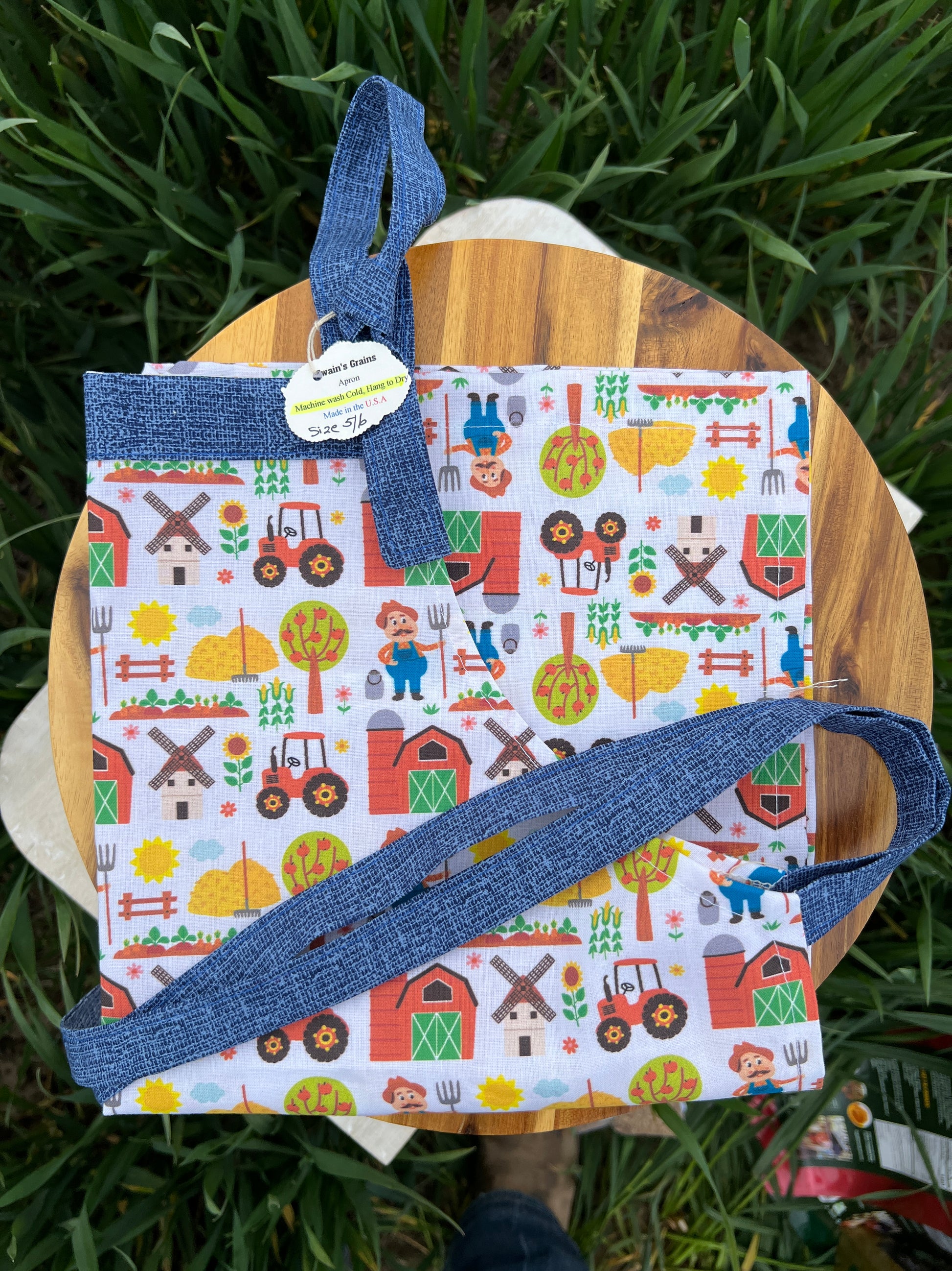 Kids Apron-Cooking off the farm image 2