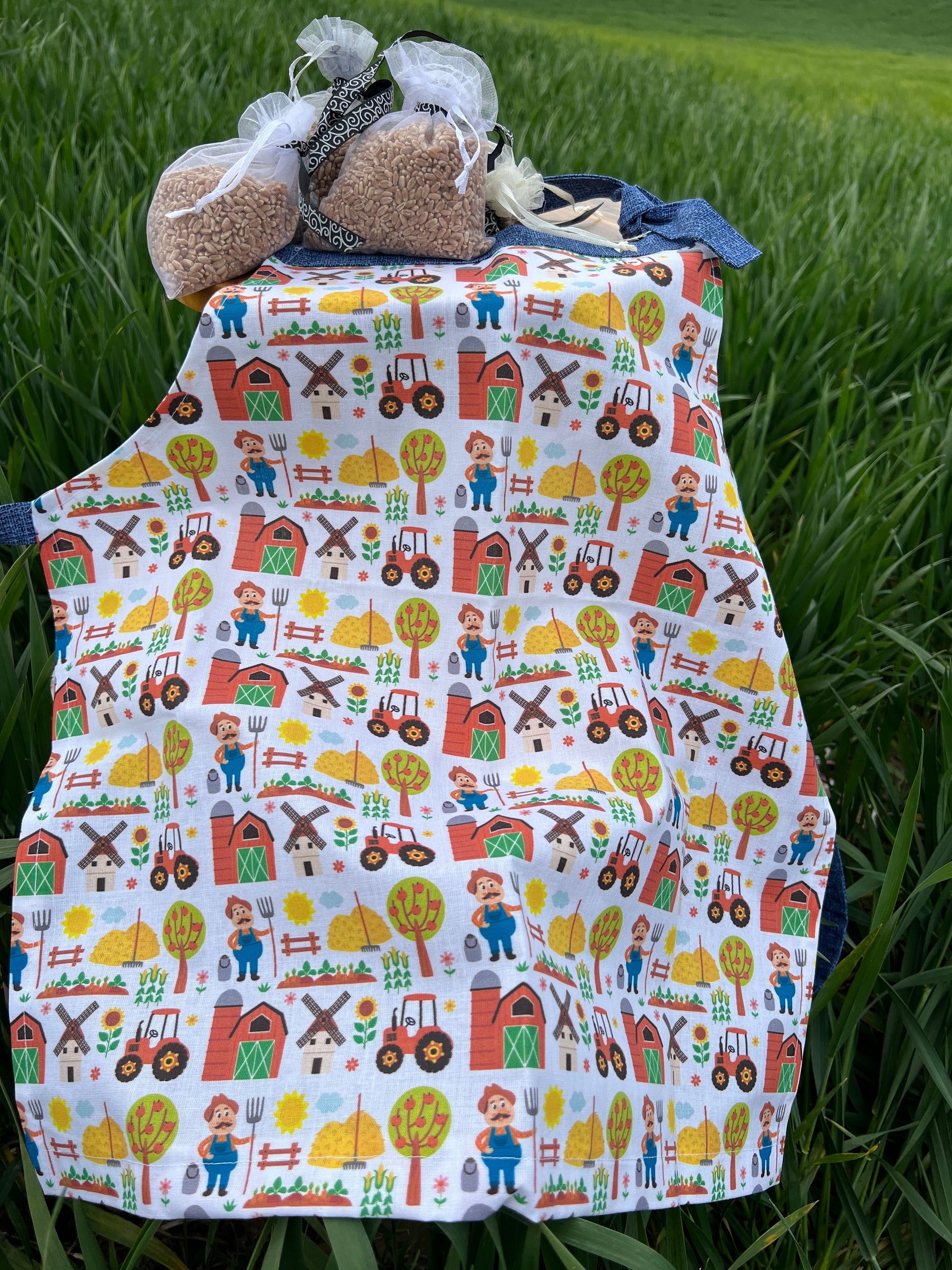 Kids Apron-Cooking off the farm image 5